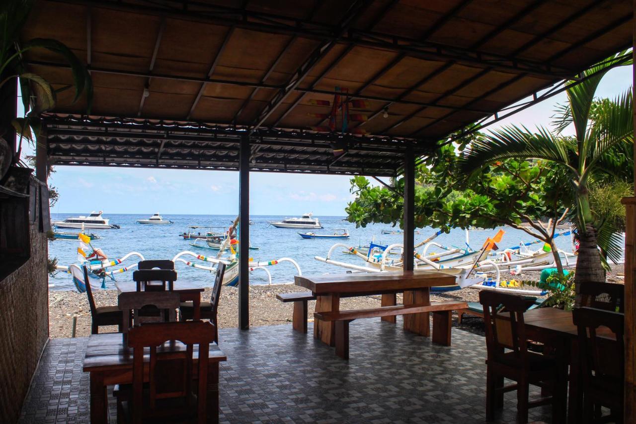Coconut Beach Bungalows & Warung Amed  Exterior photo